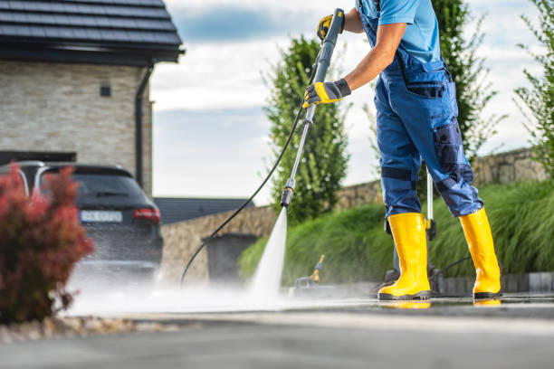 Best Deck Cleaning Services  in Bratenahl, OH